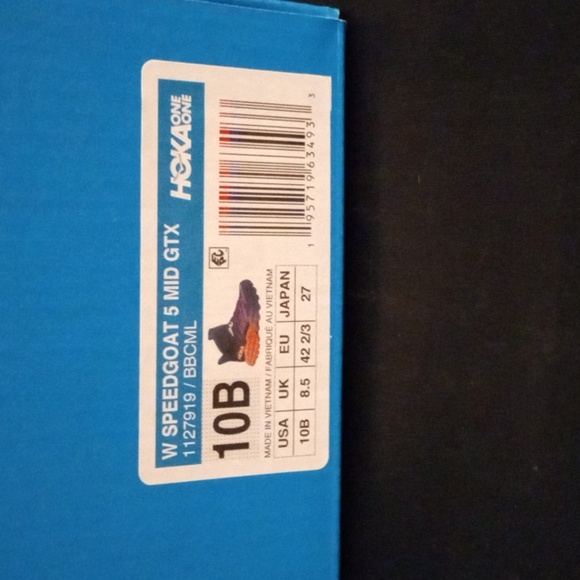 Hoka Purple and Blue SpeedGoat 5 Athletic Shoes with Signature Cushioning - Picture 2 of 15